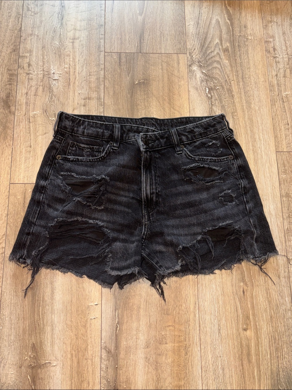 American Eagle Mom Short
